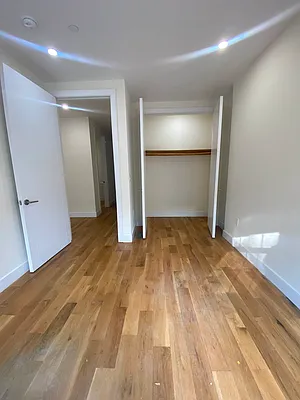 Rented by Hagstrom Management Inc | media 10