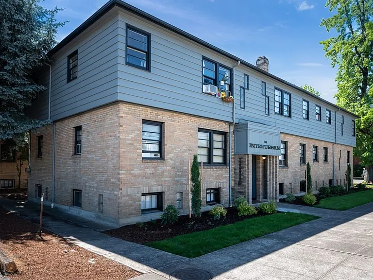 The Interurban Apartments — Photo 14