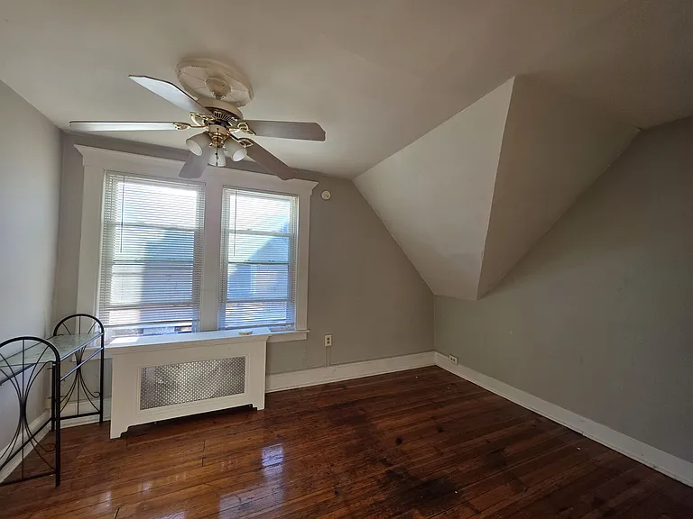 64 Stanley St #3A — Photo 9