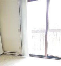 4th image of 302 Parkway Dr