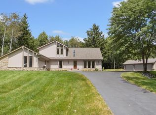 N11W31116 Bunker Hill TRAIL, Delafield, WI 53018