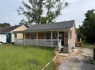 4921 Freeman Ave, Kansas City, KS 66102
