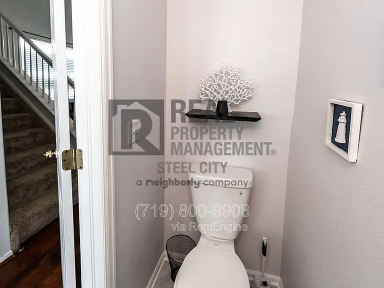 2214 Cowhand Pl — Photo 12
