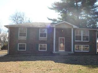 116 Shirley Dr, Hendersonville, TN 37075