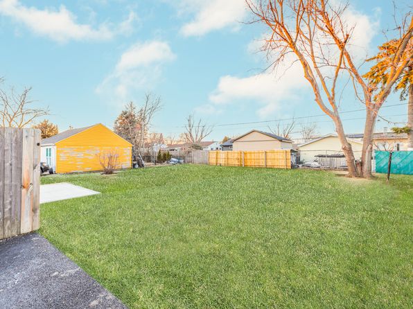 2327 Benedict Ave, Joliet, IL 60436