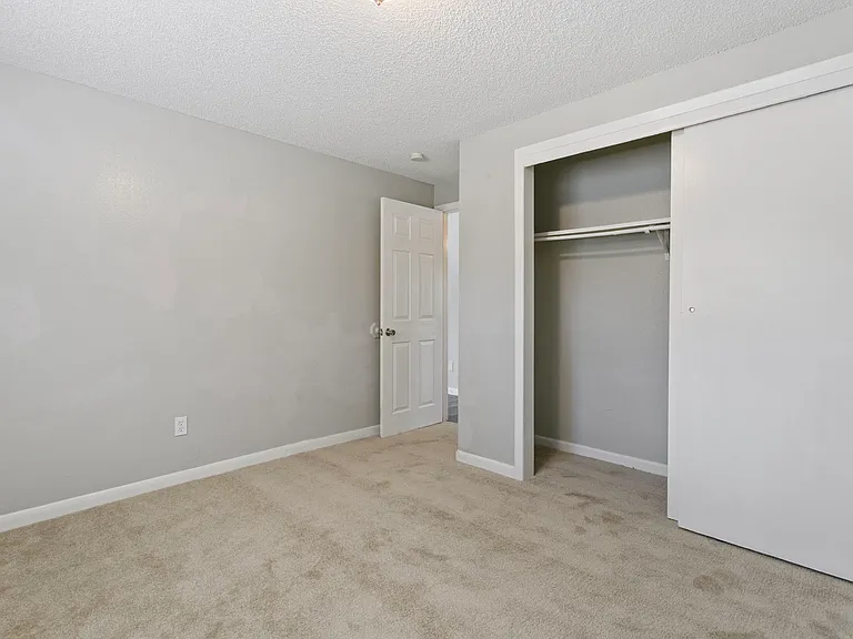 330 Vehr Dr #2 — Photo 16
