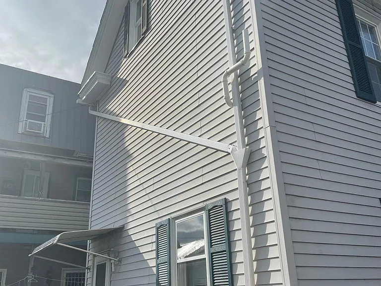 S 2nd St — Photo 2