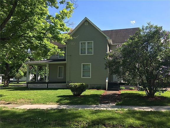 4th image of 110 Lakeview Ave