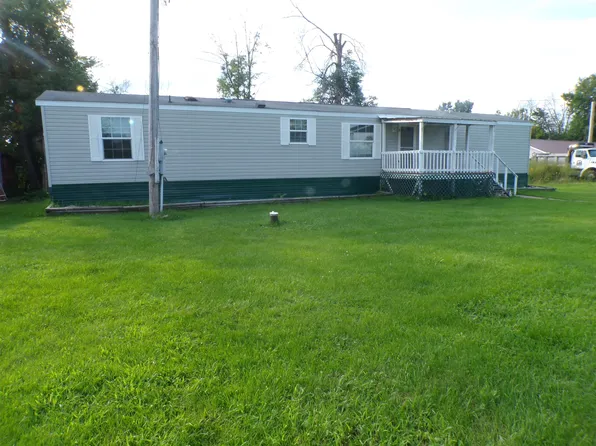 141 Carey Rd, Massena, NY 13662