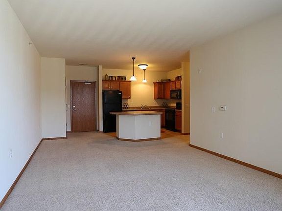 3rd image of 9404 Dregers Way APT 107