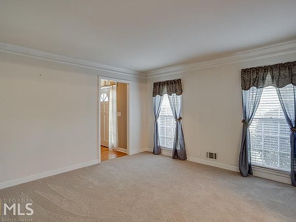 5th image of 3712 Grahams Port Ln