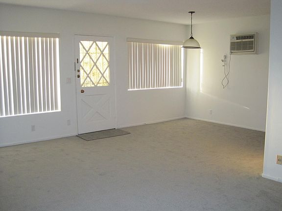 2nd image of 1016 N Orange Grove Ave APT 1