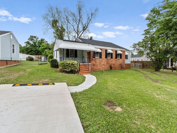 934 Bluebird Rd