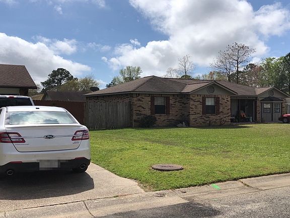 3rd image of 125 Faust Dr