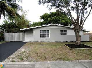 5511 SW 38th St, Davie, FL 33314
