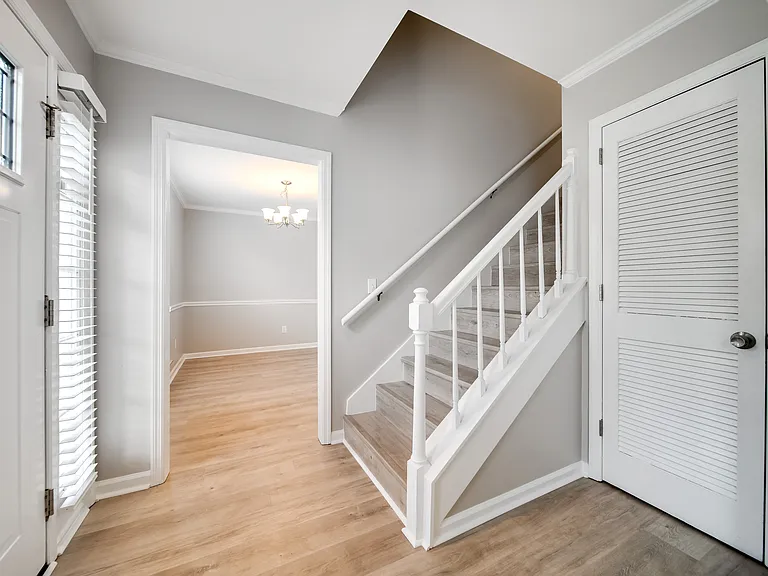 344 N Birchwood Dr — Photo 5