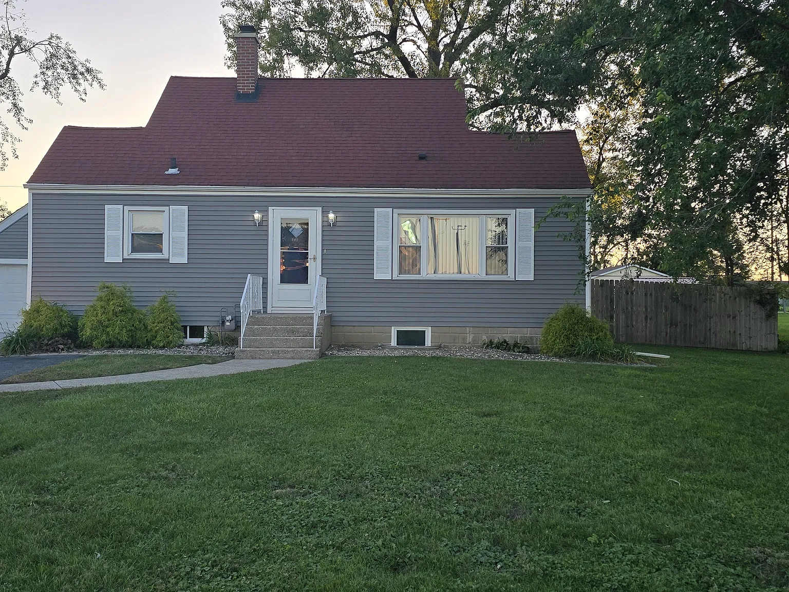 1313 N Main St — Photo 2
