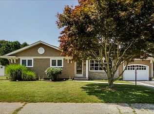 3 Emerald St, Westerly, RI 02891