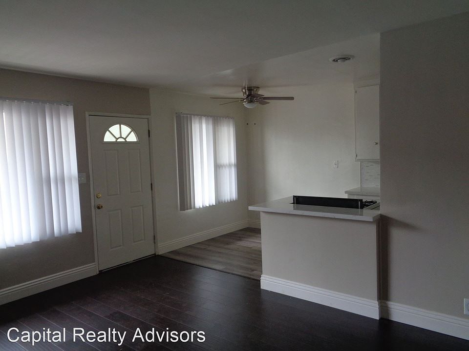 1st image of 1445 E 4th St #32