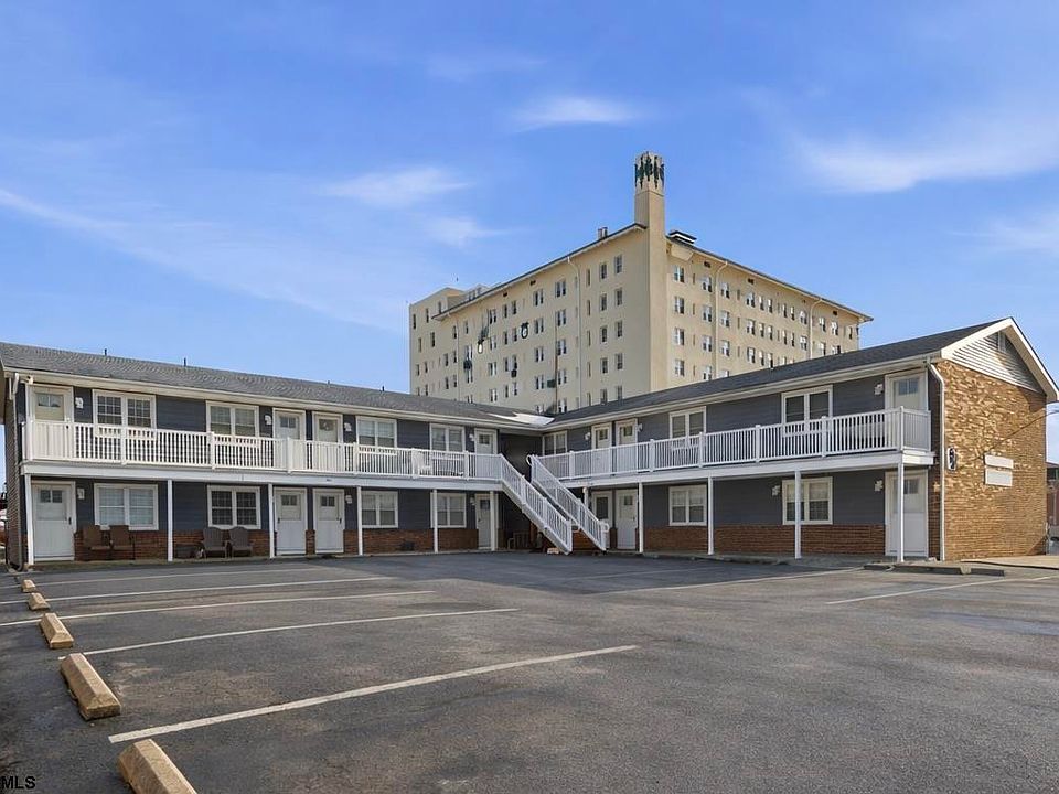 1st image of 1027 Ocean Ave APT 5