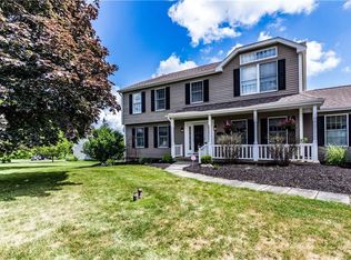 4928 Tinderbox Cir, Manlius, NY 13104