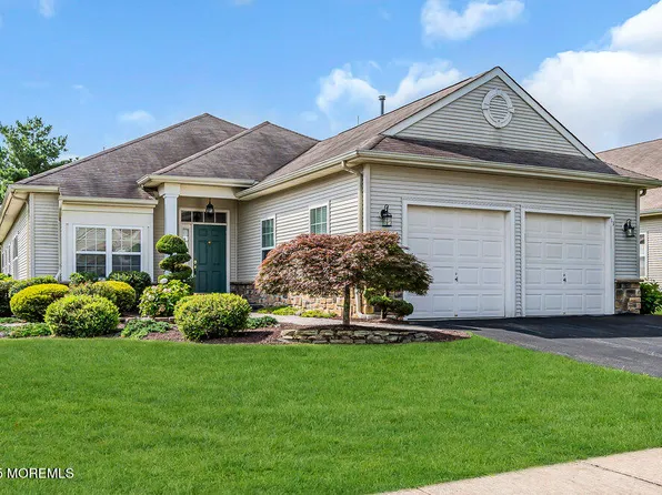 11 Wycliffe Drive, Manchester, NJ 08759