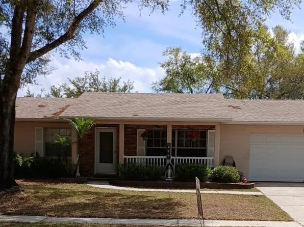 2726 Lakewood Ln, Eustis, FL 32726