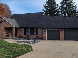 102 Social Row, Marietta, OH 45750