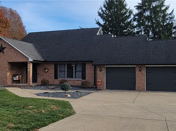 102 Social Row, Marietta, OH 45750