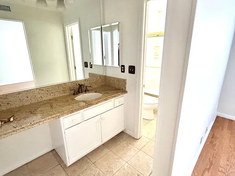 246 Grandridge Ct — Photo 20
