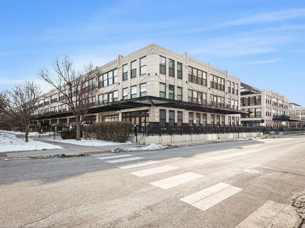 1151 W 14th Pl Unit 242, Chicago, IL 60608