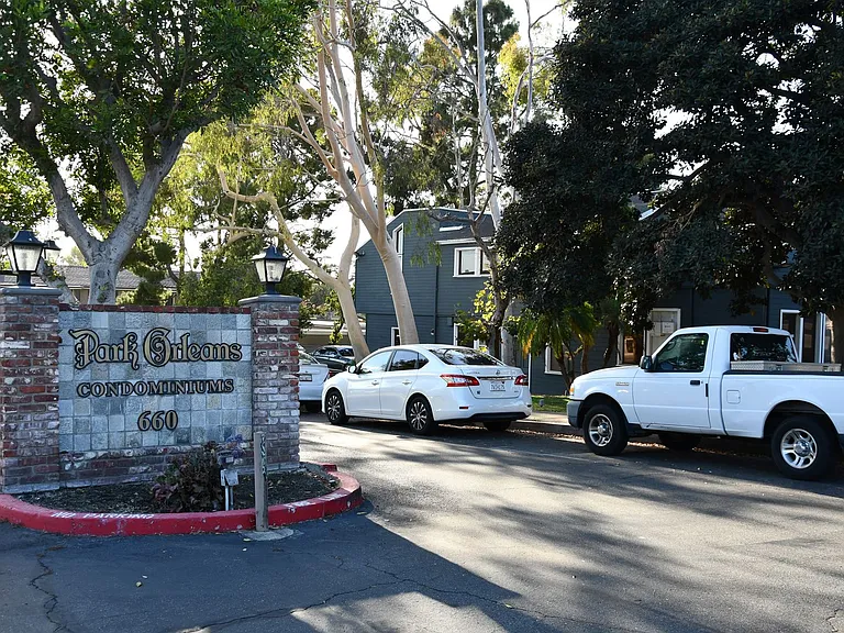 660 S Glassell St #107 — Photo 40