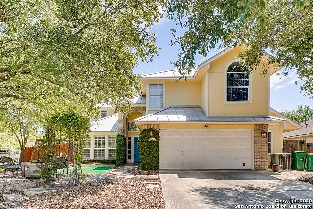 1st image of 103 Cibolo Bridge Dr