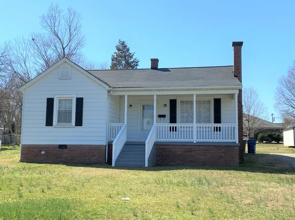 207 S Melville St, Graham, NC 27253