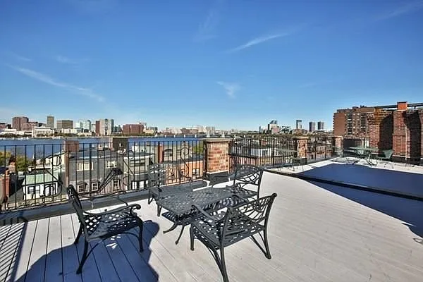 259 Beacon St #32 — Photo 16