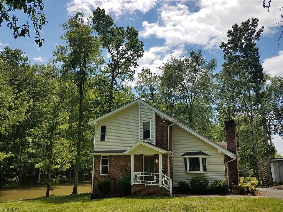 1st image of 554 Riverwood Dr