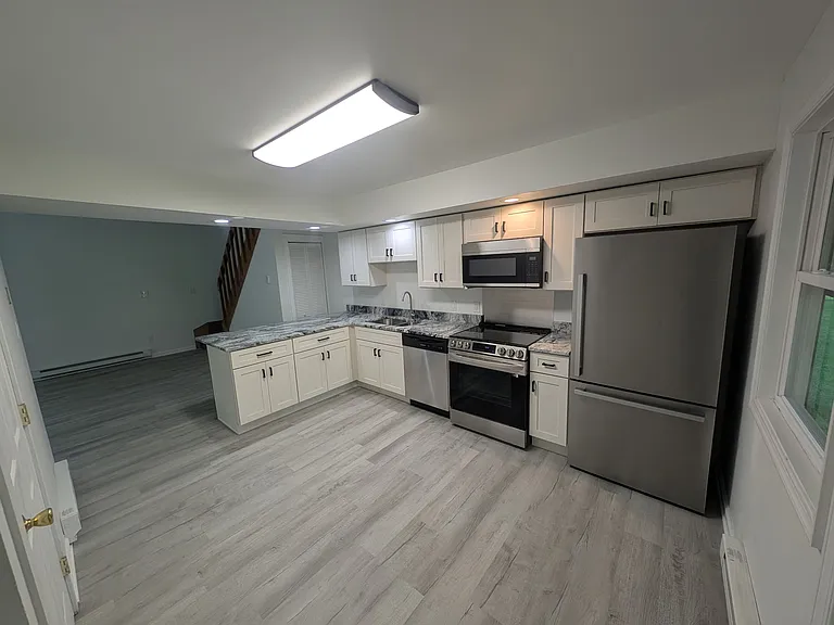 232 Evergreen Ct — Photo 3