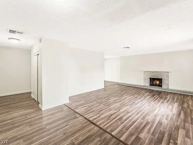 4960 Mohave Ave — Photo 6