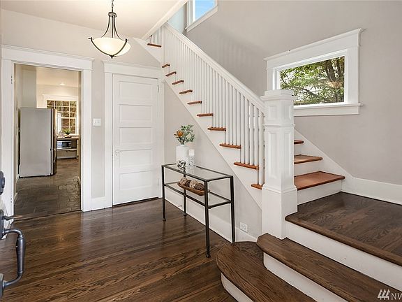 4th image of 2227 Boylston Ave E