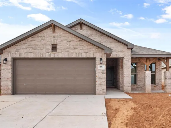 2911 Cottonwood Ave, Wolfforth, TX 79382