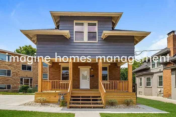 2816 Madison Rd
