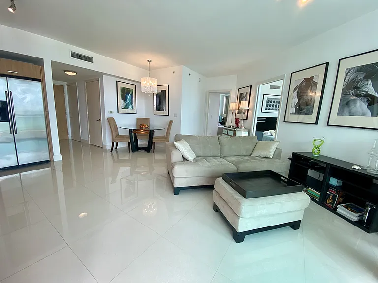 350 S Miami Ave #3813 — Photo 13
