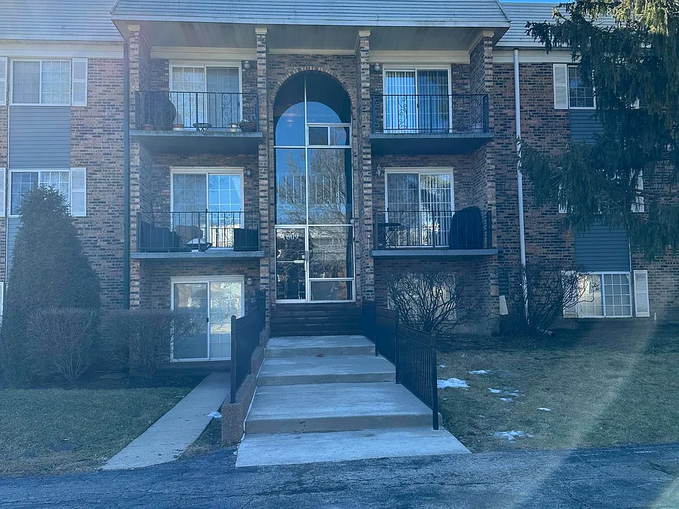 1609 N Windsor Dr