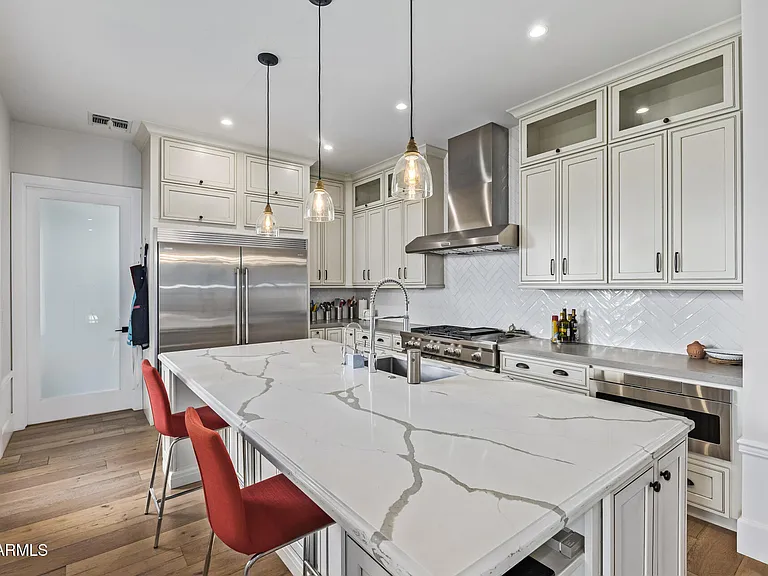 3810 E Campbell Ave — Photo 6