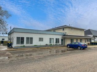 271 Main St NW, New Albin, IA 52160