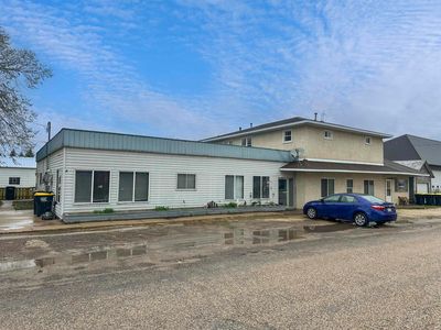 271 Main St NW, New Albin, IA, 52160