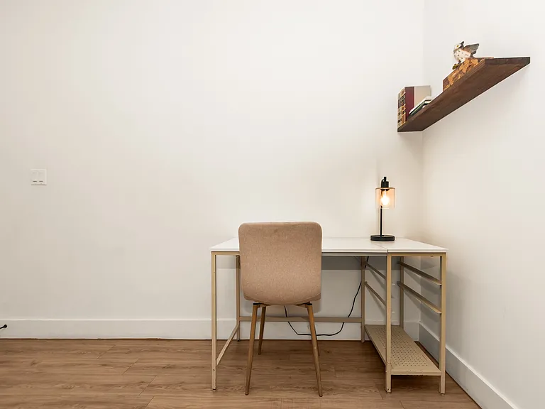 102 S Lockwood Dr #2 — Photo 12