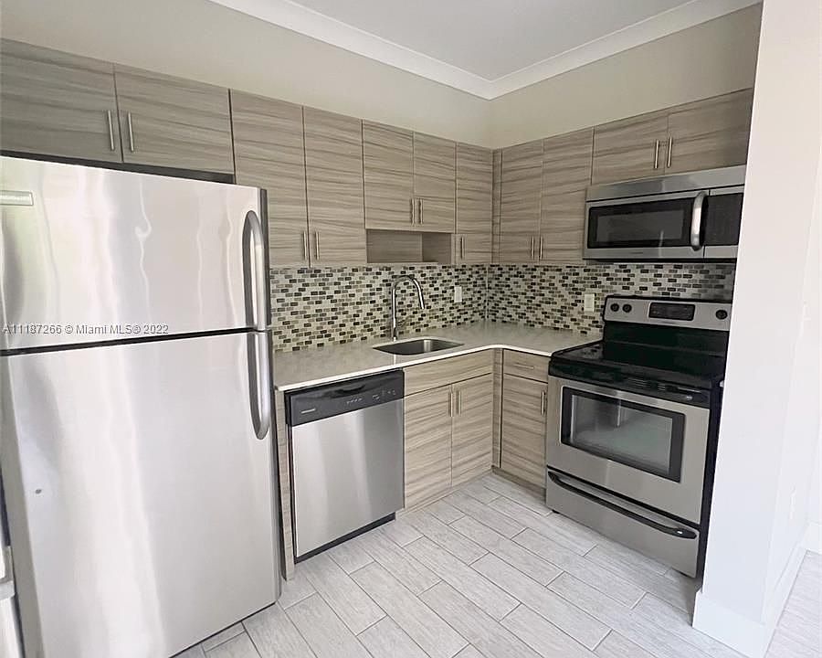 1st image of 115 Menores Ave APT 12
