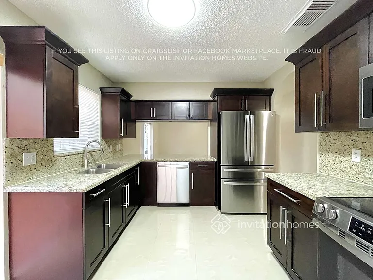15400 SW 59th St — Photo 4