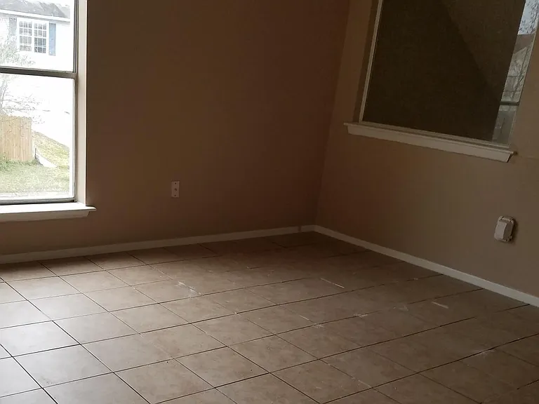 86 Stanton Hall Dr — Photo 12